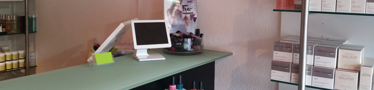 Flashnet Kassensysteme - Kosmetik Touch POS mit Kundendisplay